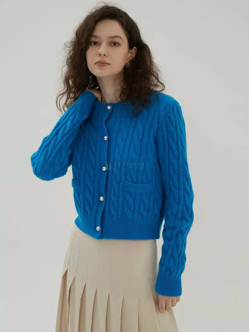 Neroli36 - Korean Women Fashion - #womensfashion - Twist Button Cardigan - 2