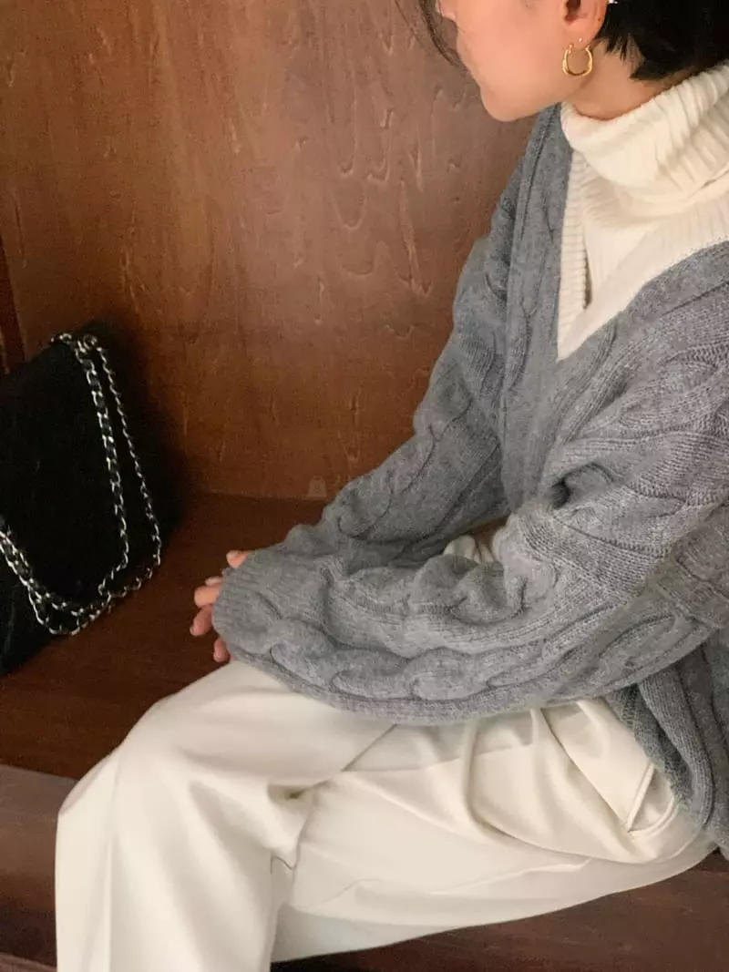 Neuf Nine - Korean Women Fashion - #momslook - Turtleneck Knit Tee - 2