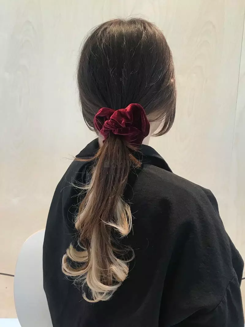 Nouveau - Korean Women Fashion - #momslook - Velvet Hairband - 2
