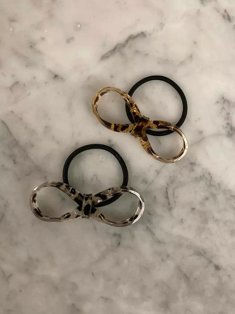 Nouveau - Korean Women Fashion - #momslook - Leopard Eight Ribbon Hairring - 2