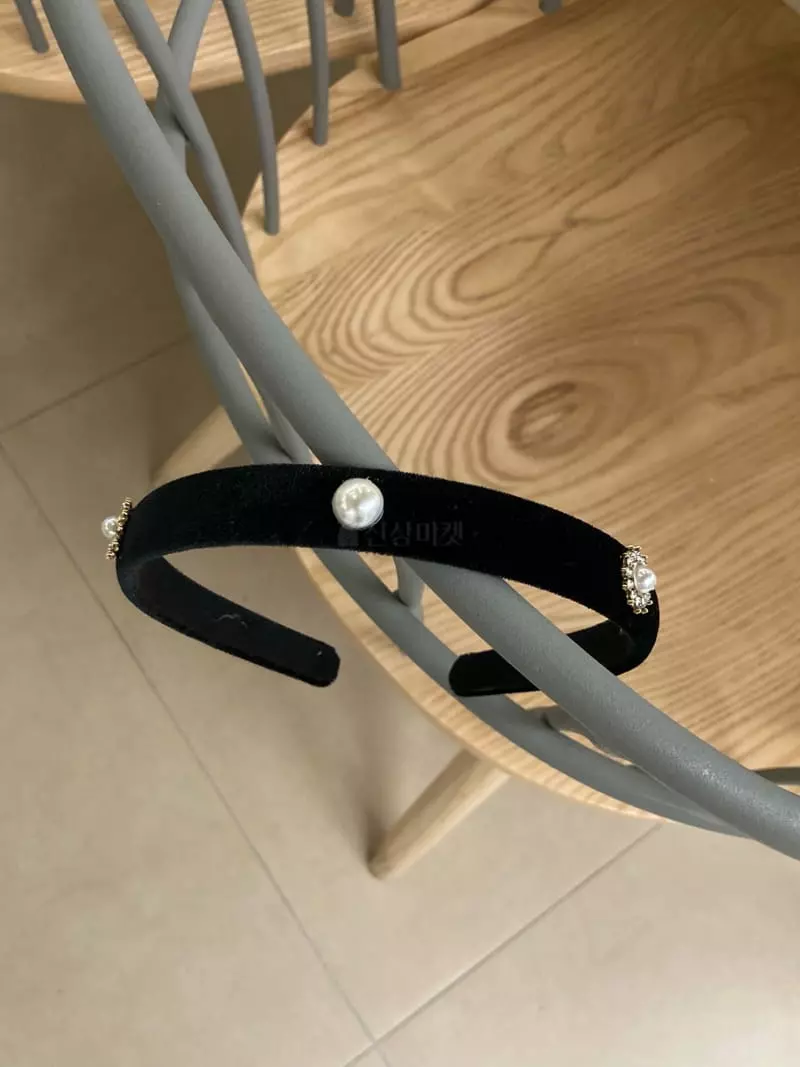 Nouveau - Korean Women Fashion - #pursuepretty - Pearl Small Velvet Hairband - 3