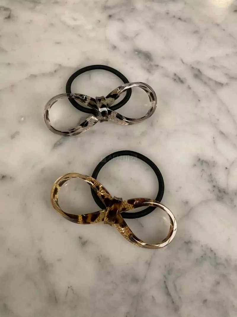 Nouveau - Korean Women Fashion - #womensfashion - Leopard Eight Ribbon Hairring