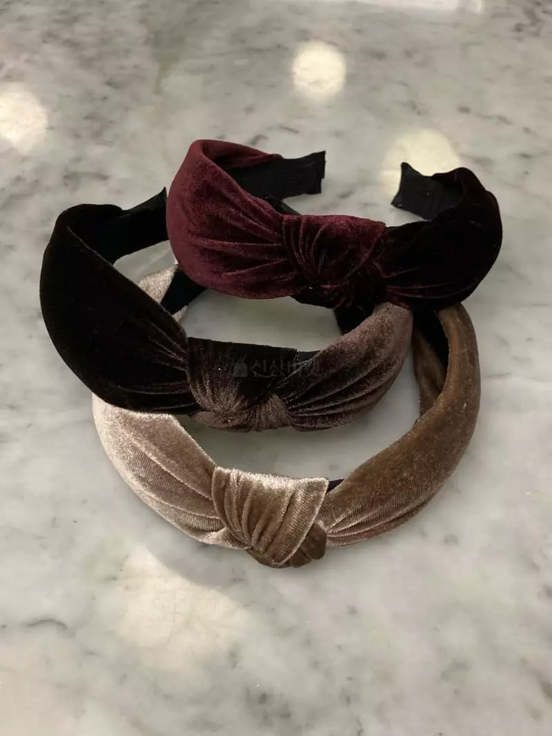 Nouveau - Korean Women Fashion - #momslook - Twist Velvet Hairband - 4