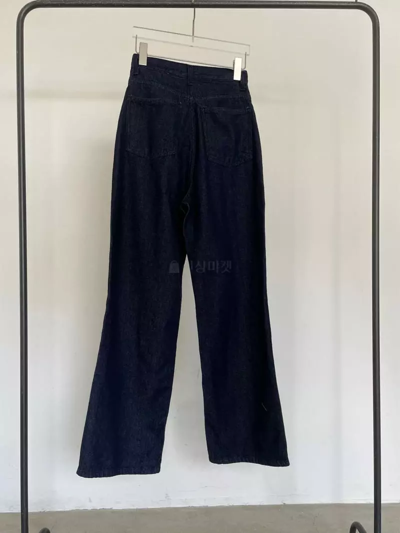 Nyunyu Wear - Korean Women Fashion - #momslook - Knic Jeans - 11