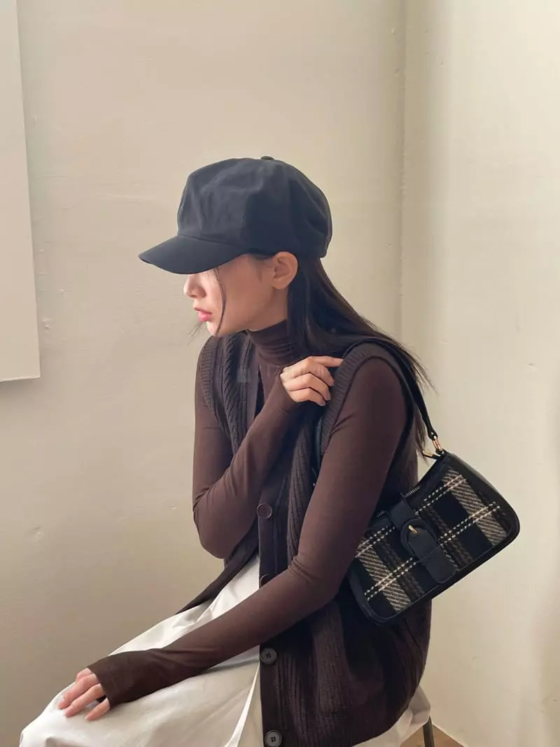 Nyunyu Wear - Korean Women Fashion - #restrostyle - Yok Hat - 2