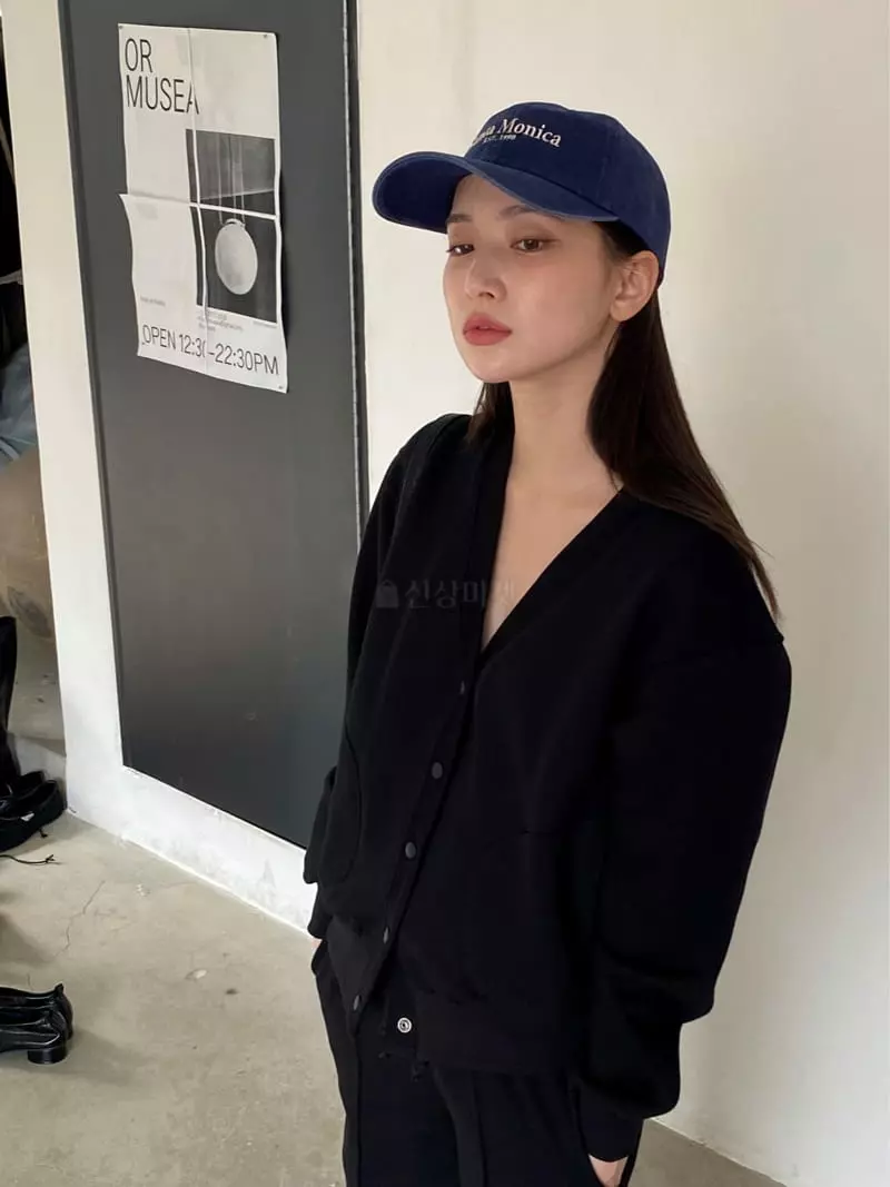 Nyunyu Wear - Korean Women Fashion - #thatsdarling - Pocken Cardigan - 7