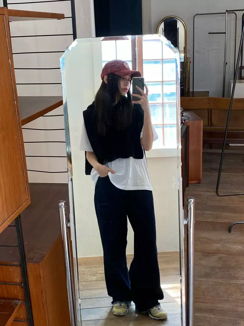 Nyunyu Wear - Korean Women Fashion - #womensfashion - Knic Jeans - 6