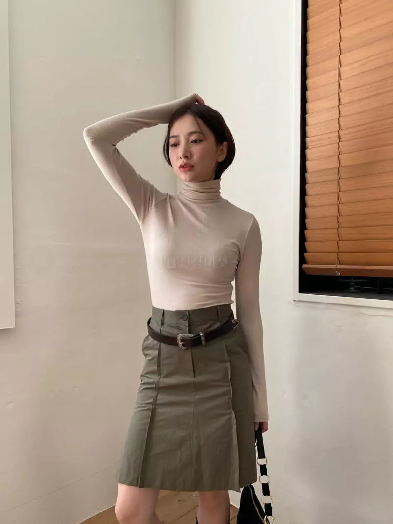 Nyunyu Wear - Korean Women Fashion - #womensfashion - Rib Long Sleeves Tee - 5
