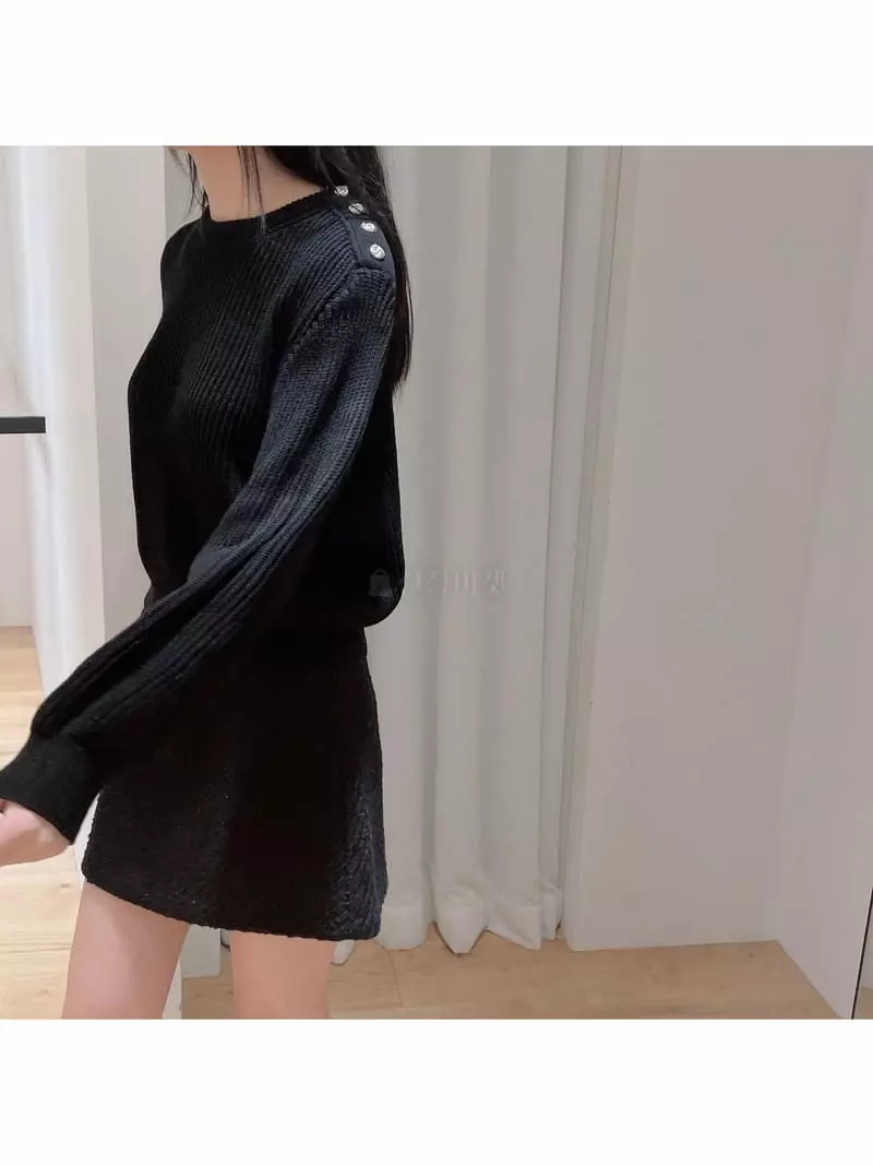 Odor - Korean Women Fashion - #momslook - Gold Button Knit Tee - 6