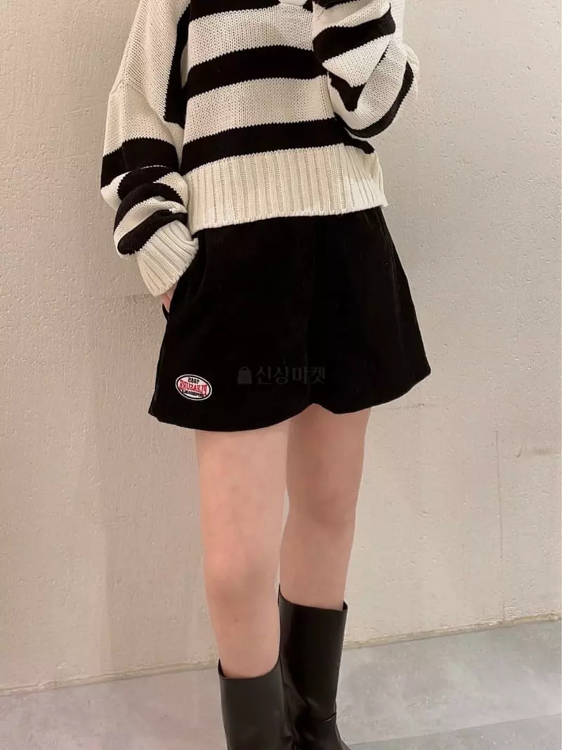 Odor - Korean Women Fashion - #momslook - Crop Stripes Collar Knit Tee - 5