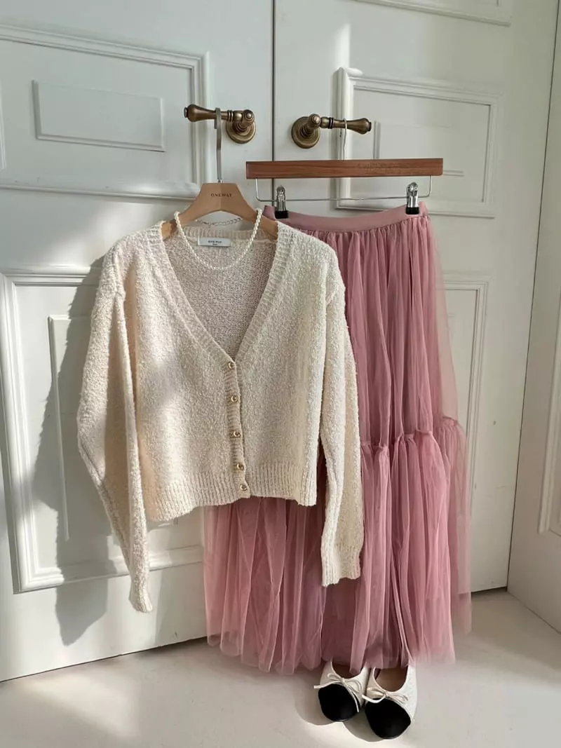 Oneway - Korean Women Fashion - #momslook - Cloud Knit Tee - 7