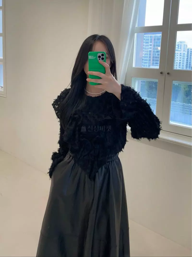 Oneway - Korean Women Fashion - #momslook - Leather Skirt - 2