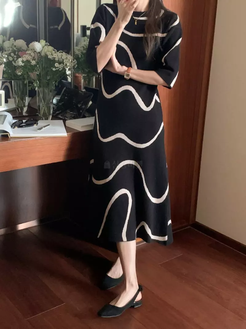 Oneway - Korean Women Fashion - #romanticstyle - Wave Knit One-piece - 6