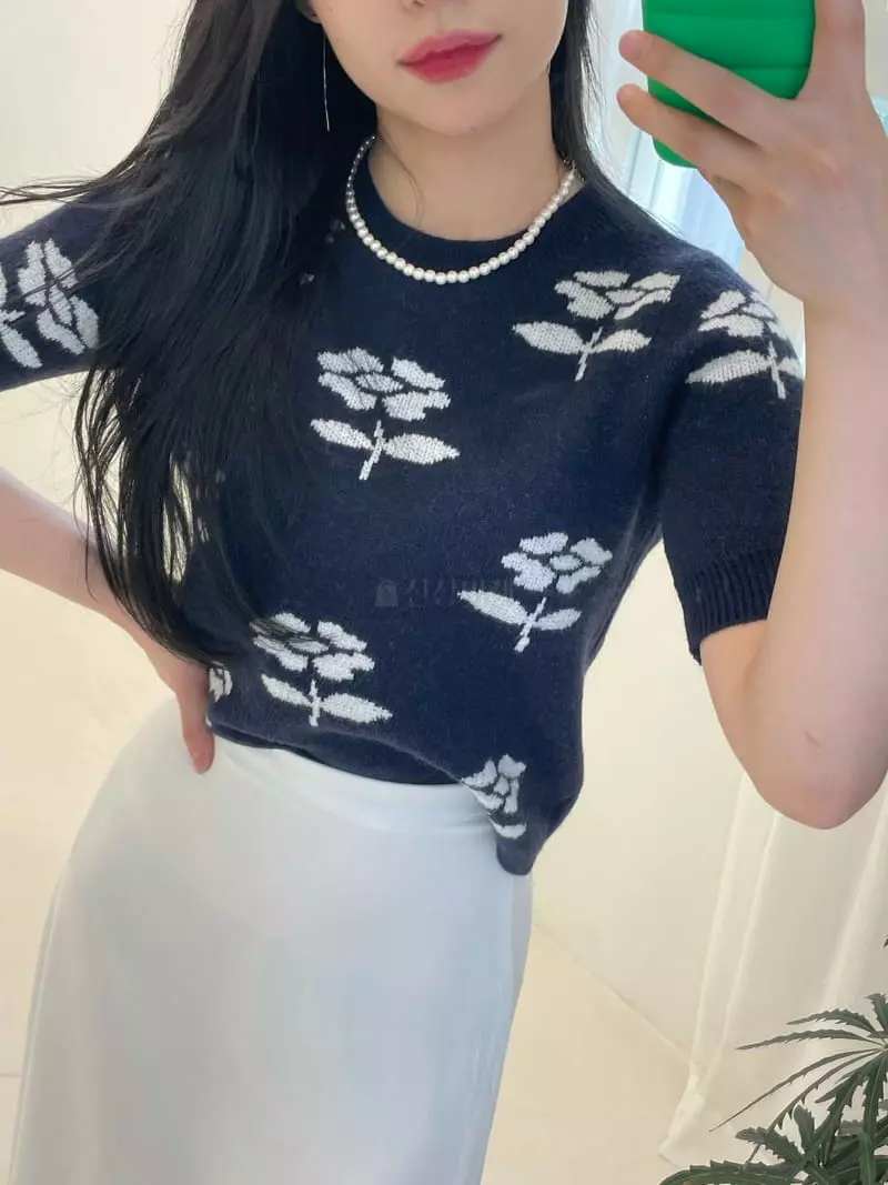 Oneway - Korean Women Fashion - #womensfashion - Flower Knit Tee - 2