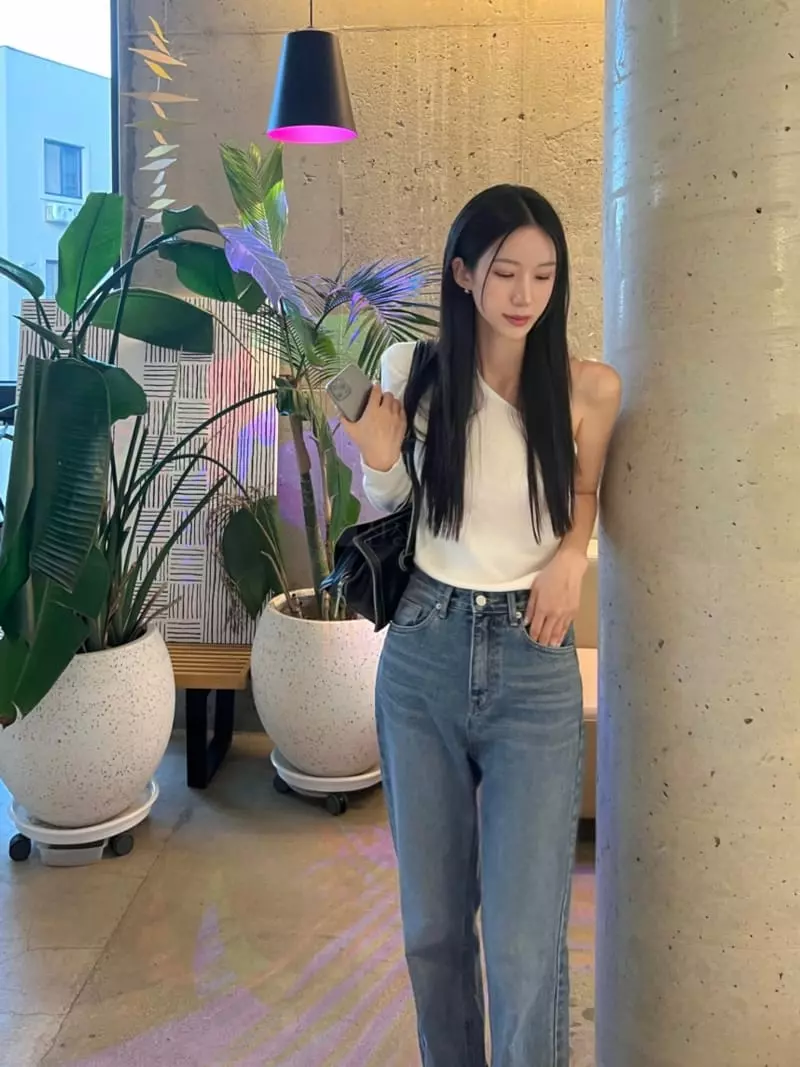 Oneway - Korean Women Fashion - #womensfashion - Cosha Off Shoulder Knit Tee - 2