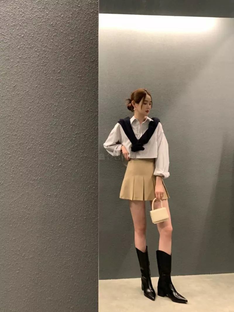 Ouppt - Korean Women Fashion - #momslook - Crop Shirt - 3