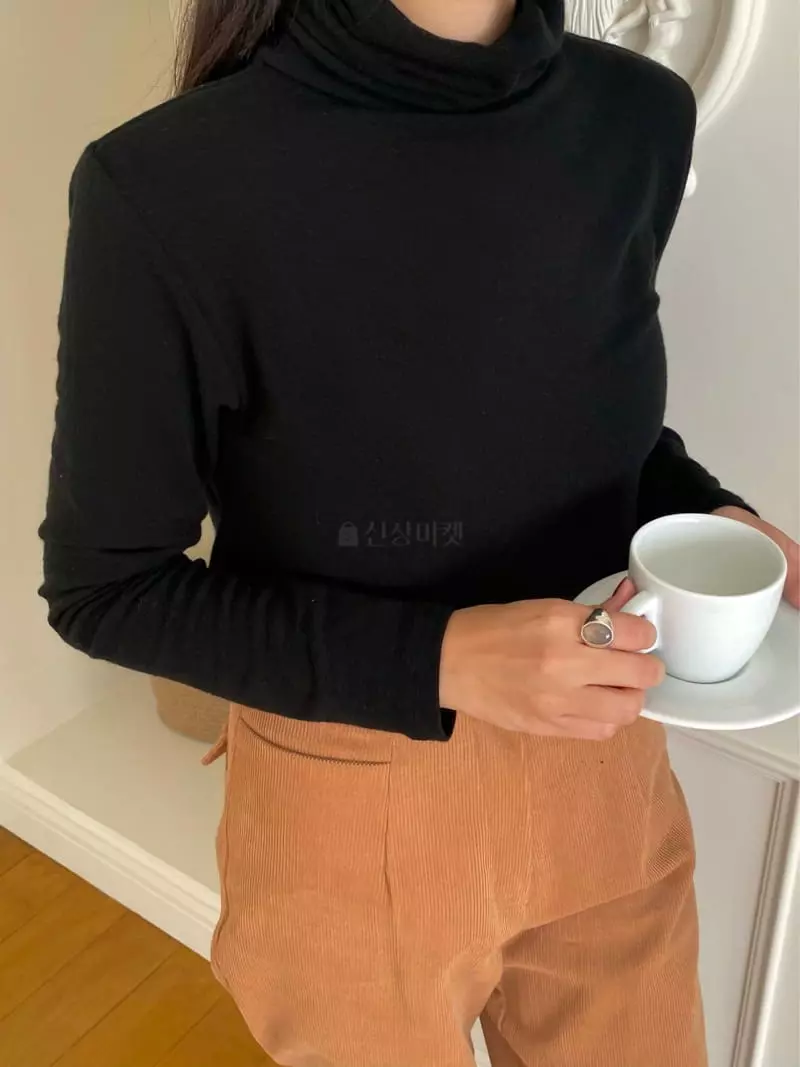 Ouppt - Korean Women Fashion - #thatsdarling - Cash Turtleneck Tee - 9