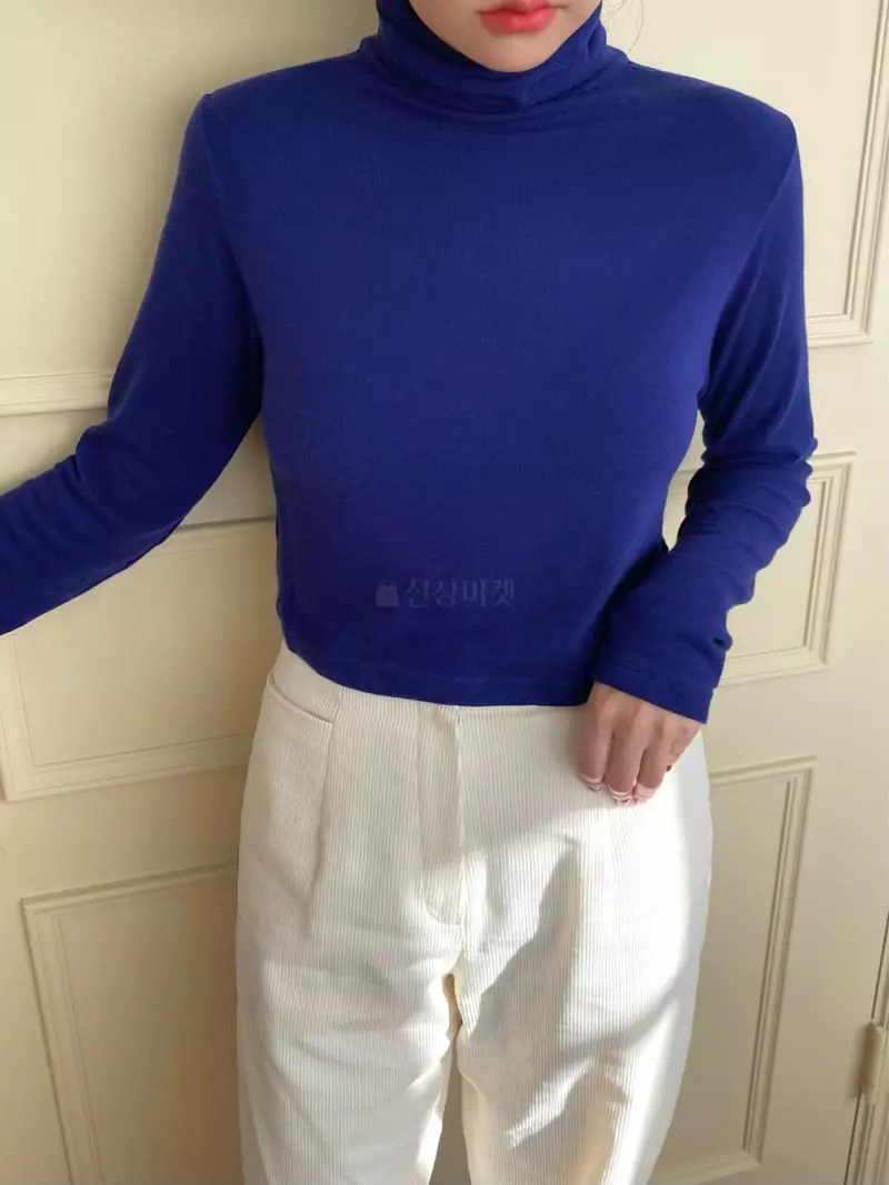 Ouppt - Korean Women Fashion - #womensfashion - Cash Turtleneck Tee - 2