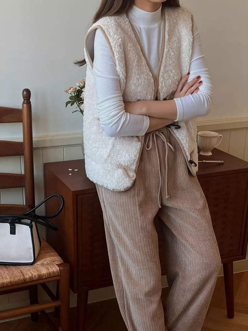 Outrene - Korean Women Fashion - #momslook - Pore Dumble Vest - 8