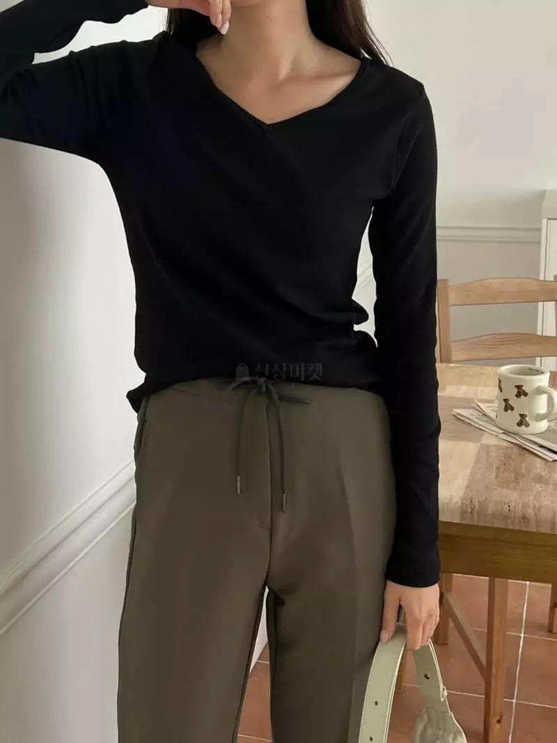 Outrene - Korean Women Fashion - #thelittlethings - Yang V Neck Tee - 6