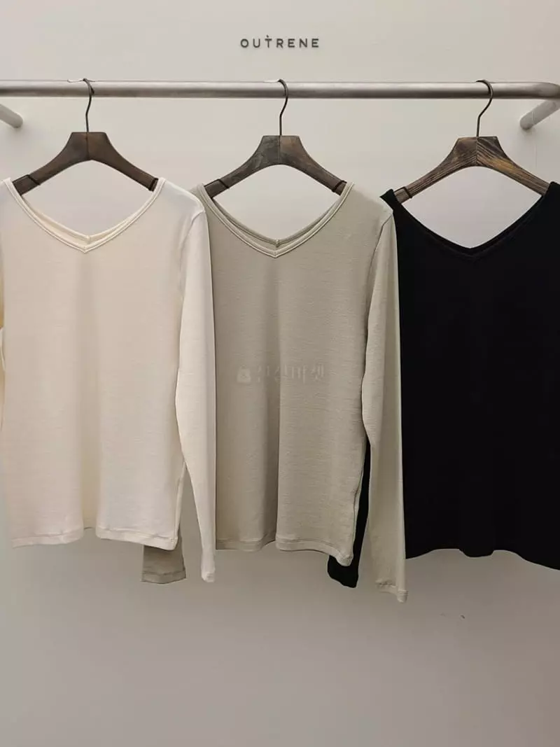 Outrene - Korean Women Fashion - #womensfashion - Yang V Neck Tee - 12