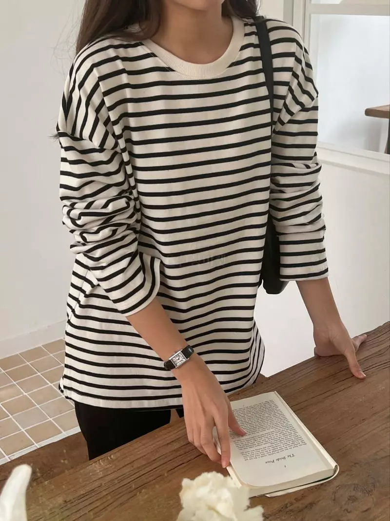 Outrene - Korean Women Fashion - #womensfashion - Stripes Slit Tee - 8