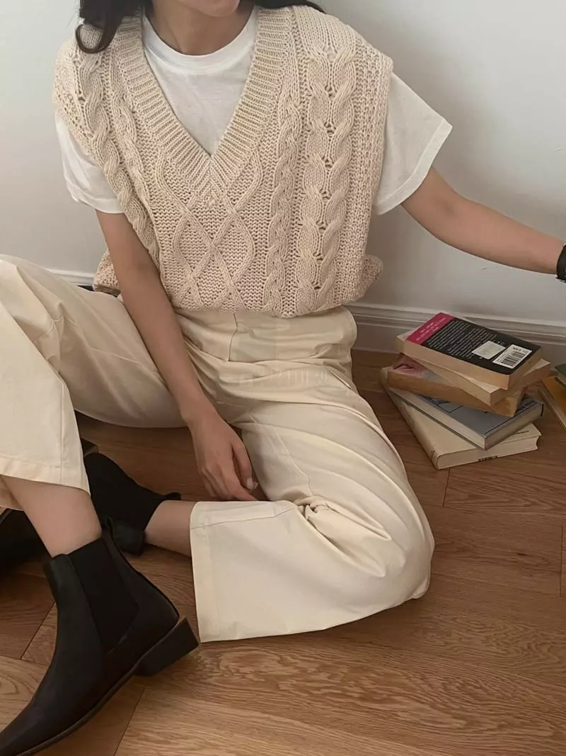 Outrene - Korean Women Fashion - #womensfashion - Twist Vest