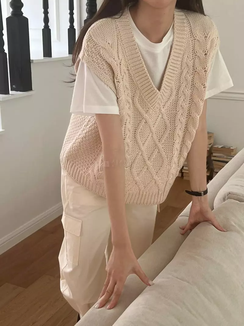 Outrene - Korean Women Fashion - #womensfashion - Twist Vest - 5