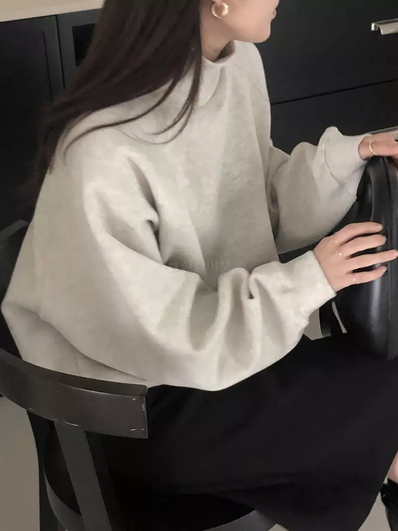 Overclassic - Korean Women Fashion - #momslook - Raglan Sweatshirt - 11