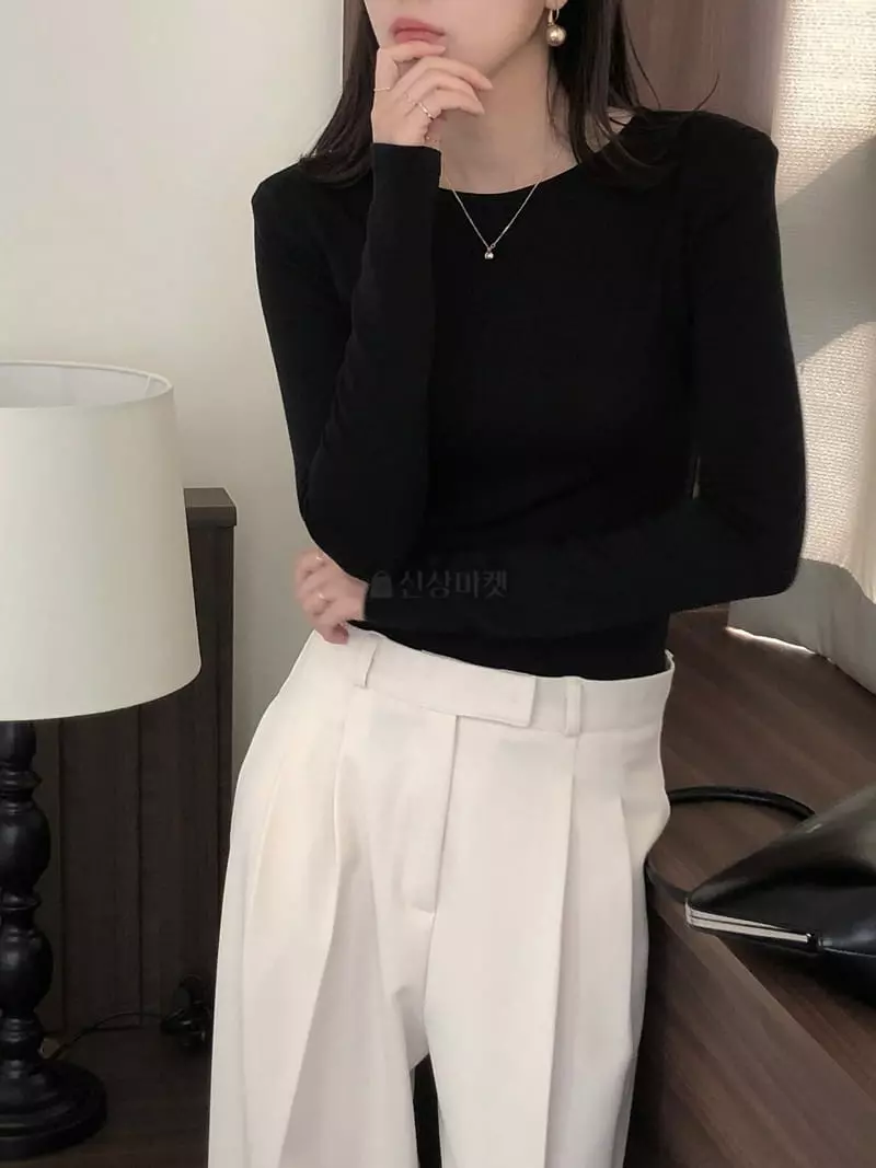 Overclassic - Korean Women Fashion - #pursuepretty - Pad Wool Tee