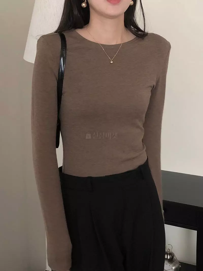 Overclassic - Korean Women Fashion - #romanticstyle - Pad Wool Tee - 3