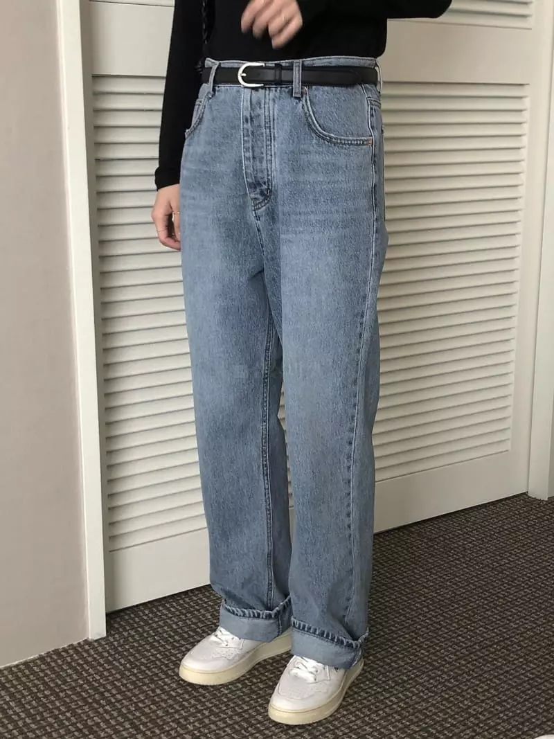 Overclassic - Korean Women Fashion - #momslook - Meg Vintahe Jeans - 4