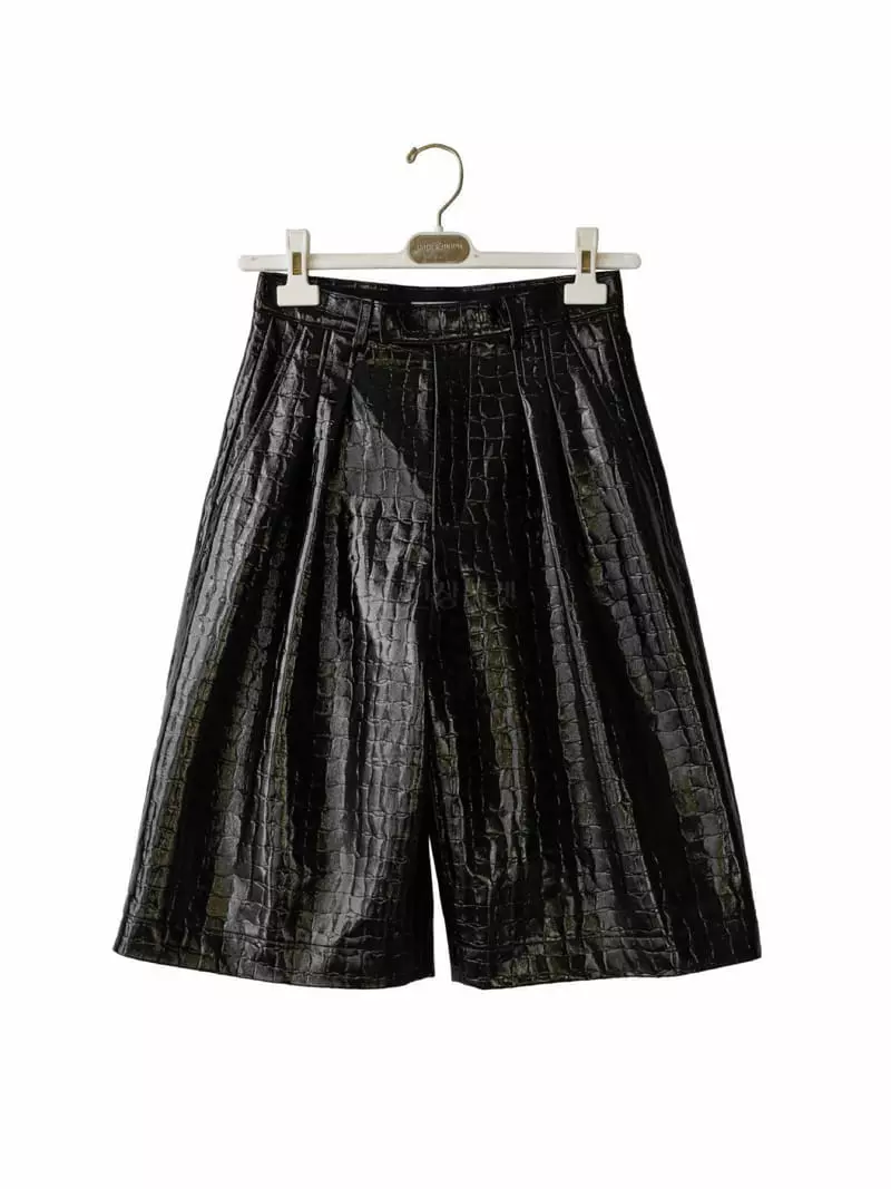 Paper Moon - Korean Women Fashion - #momslook - Crocodile Shorts - 3
