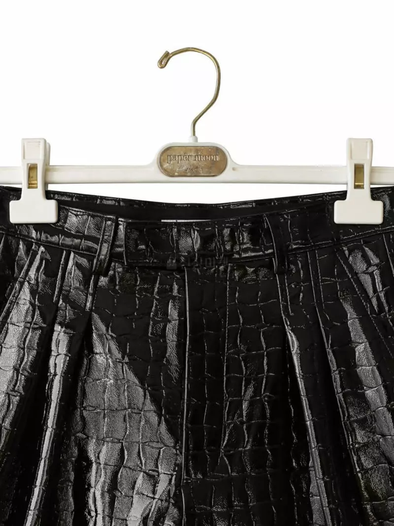 Paper Moon - Korean Women Fashion - #momslook - Crocodile Shorts - 5