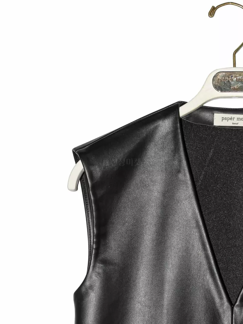 Paper Moon - Korean Women Fashion - #momslook - Side Zipper Detail Leather Top - 10
