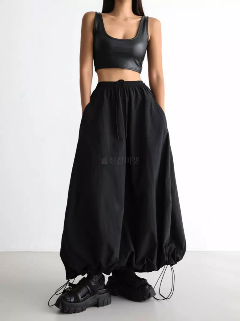 Paper Moon - Korean Women Fashion - #momslook - Leather Crop Tank Top - 10