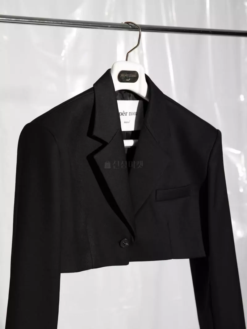 Paper Moon - Korean Women Fashion - #romanticstyle - One Crop Jacket - 2