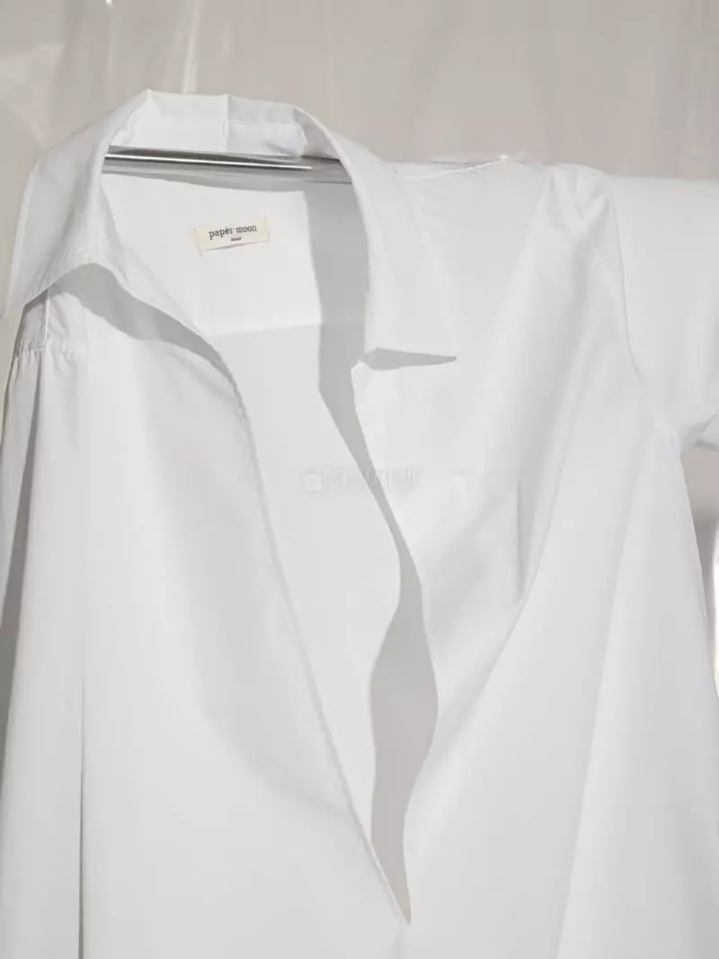Paper Moon - Korean Women Fashion - #vintageinspired - V Neck Shirt - 4