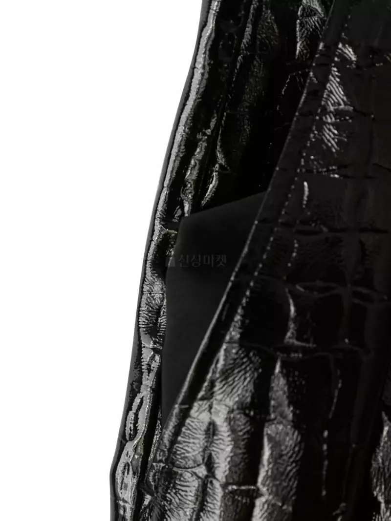 Paper Moon - Korean Women Fashion - #womensfashion - Crocodile Shorts - 10