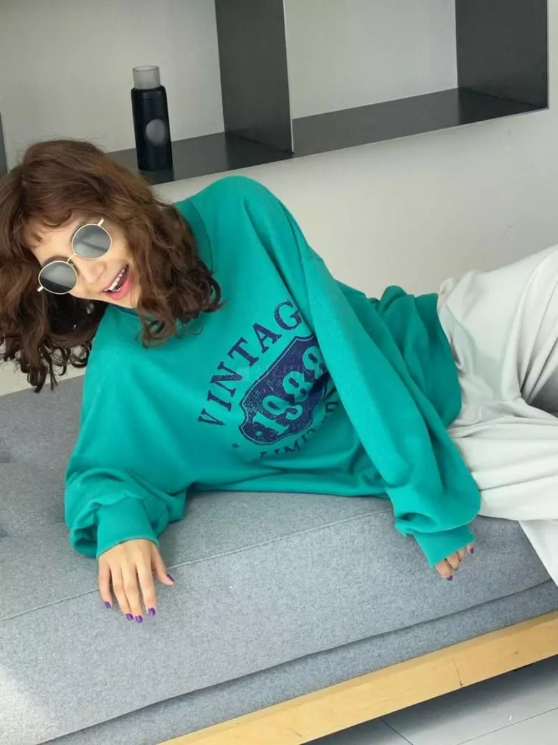 Paris Match - Korean Women Fashion - #momslook - Vintage Round Sweatshirt - 11