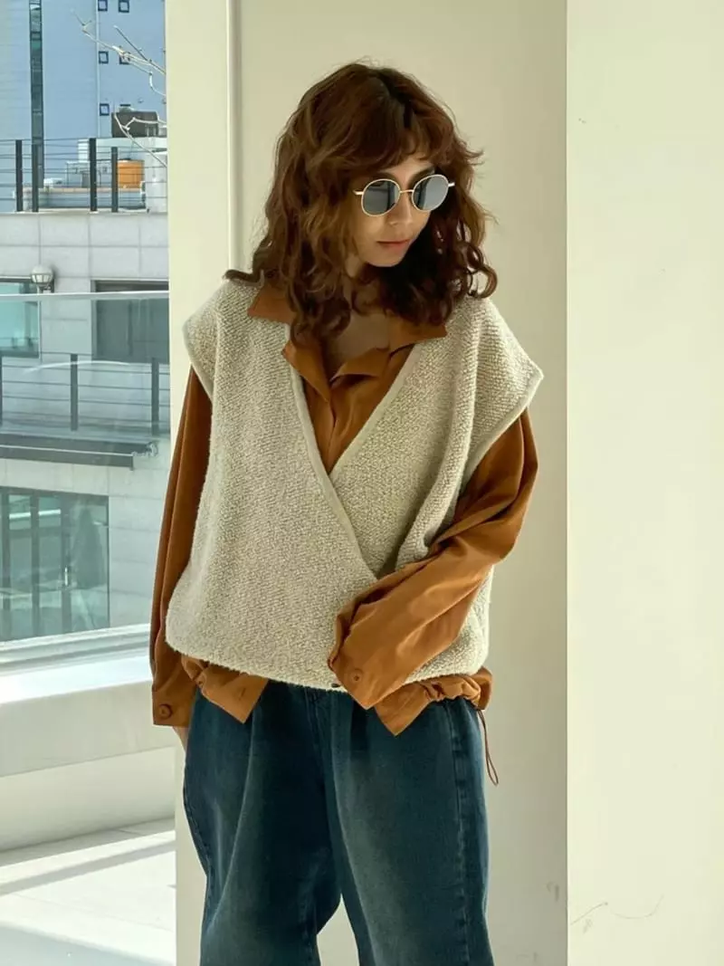 Paris Match - Korean Women Fashion - #romanticstyle - Mild Suede Shirt - 2