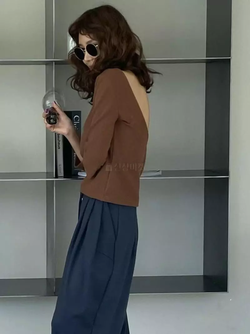 Paris Match - Korean Women Fashion - #momslook - Half Back Point Span Tee - 4