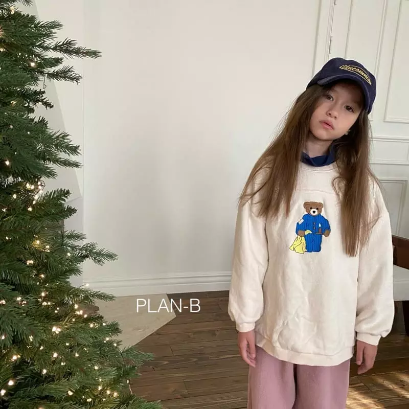 Plan B - Korean Children Fashion - #prettylittlegirls - Embrodiery Bear Slit Sweatshirt