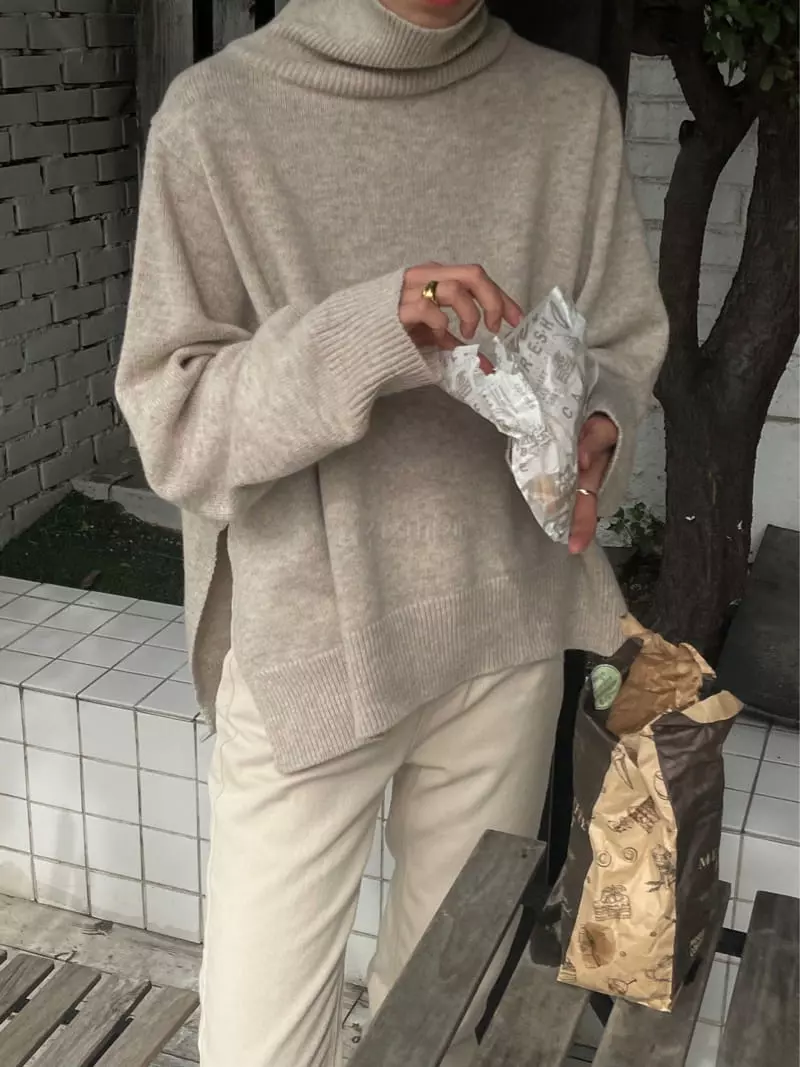 Plat - Korean Women Fashion - #momslook - Slit Tee