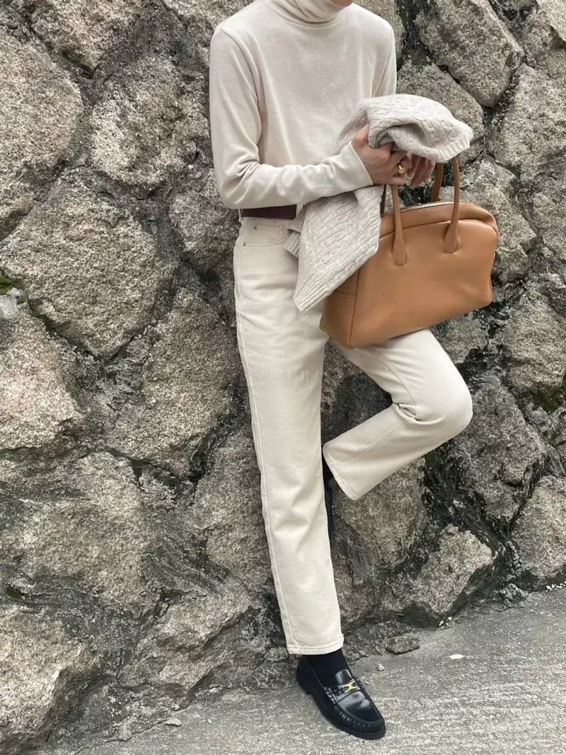 Plat - Korean Women Fashion - #momslook - Angora Turtleneck Tee - 9