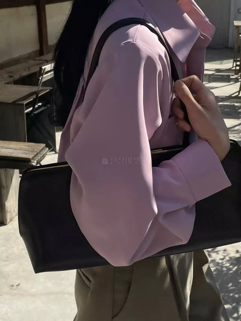 Plat - Korean Women Fashion - #romanticstyle - Low Pocket Blouse - 9