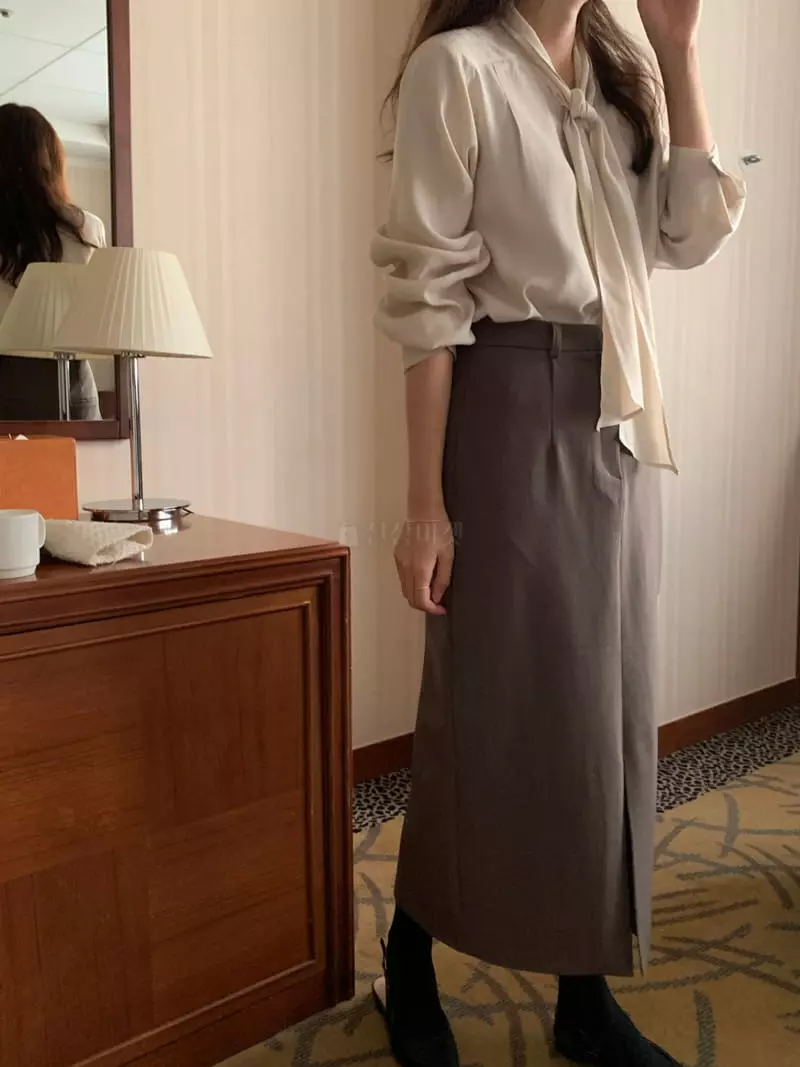 Renouveau - Korean Women Fashion - #momslook - Scarf Blouse - 3