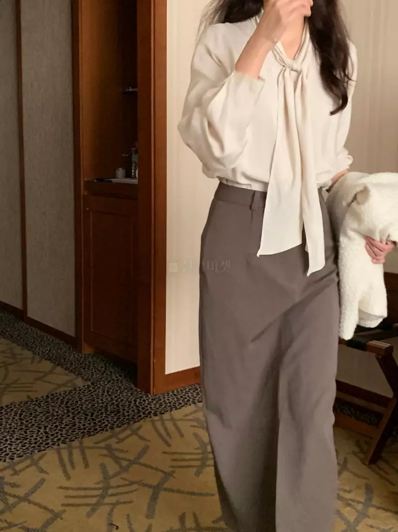 Renouveau - Korean Women Fashion - #momslook - Scarf Blouse - 9