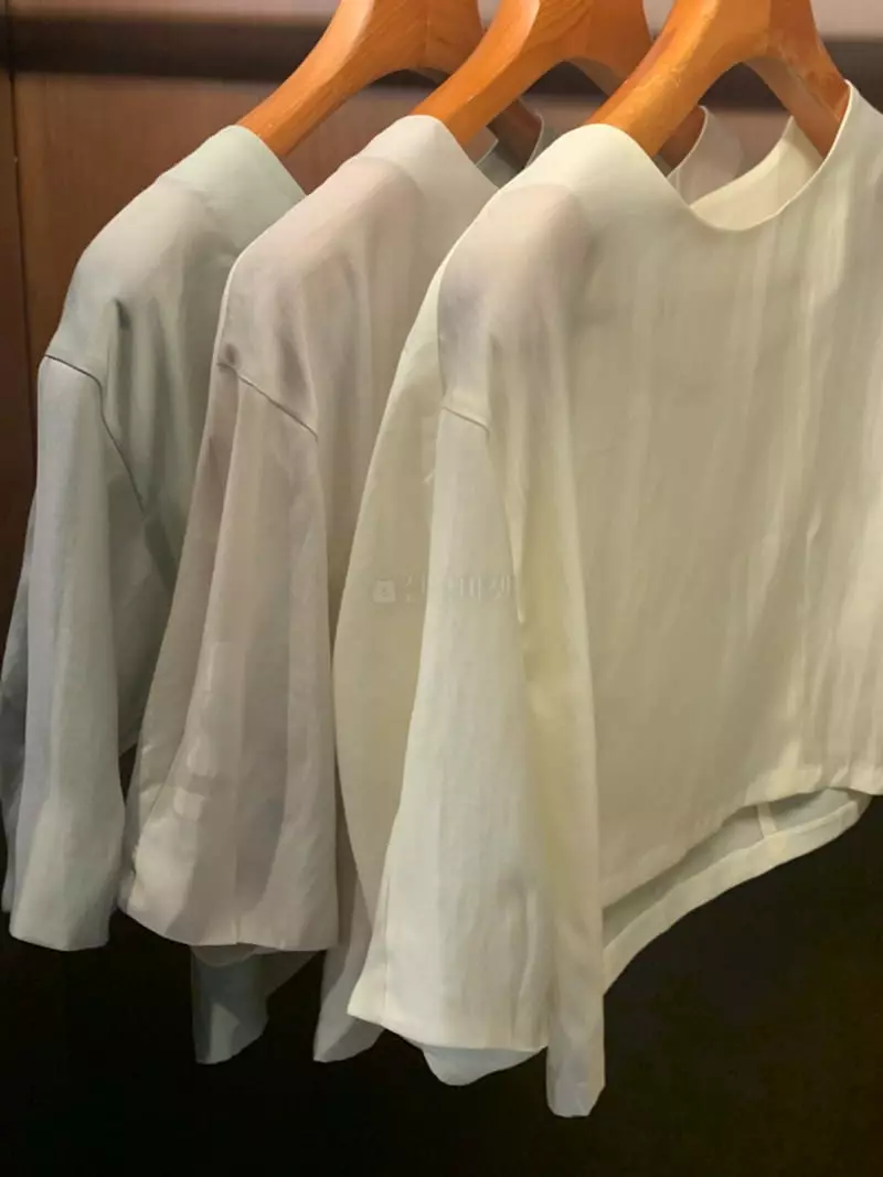 Renouveau - Korean Women Fashion - #momslook - Circle Blouse - 10