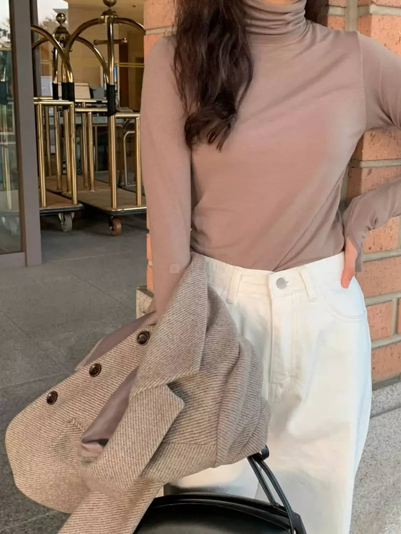 Renouveau - Korean Women Fashion - #romanticstyle - Button Warmer Tee - 5